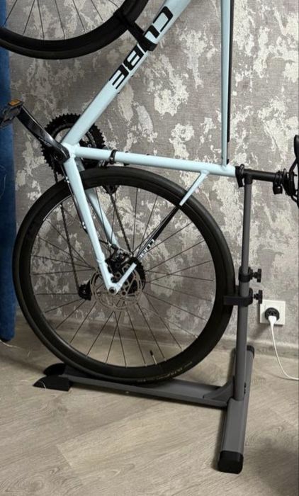 Подставка для велосипеда напольная бренда Keizen.
