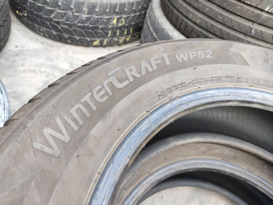 2бр Зимни гуми 215 65 17 - Kumho - DOT 2023