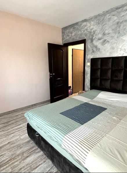 Дава се под наем Тристаен апартамент в Пловдив, Кършияка - 85 кв.м за 490 € - Снимка #3