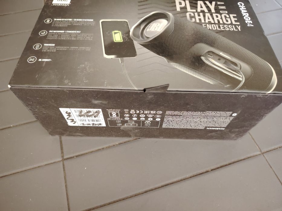 Преносима блутут колонка JBL Sharje 4