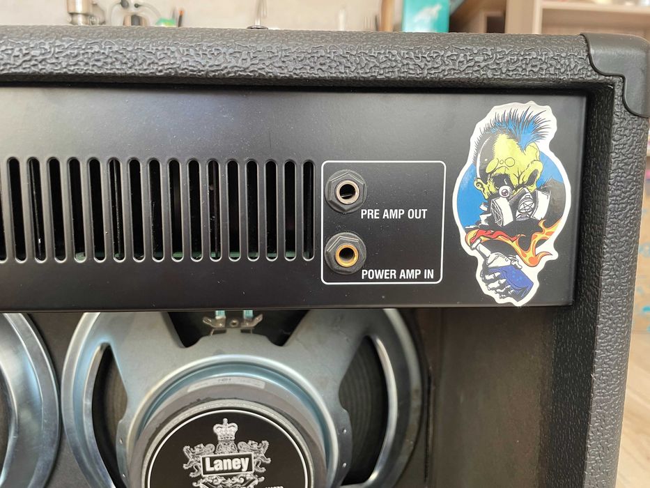 Laney LX120RT 120W 2×12″ китарен комбо усилвател — отлично състояние