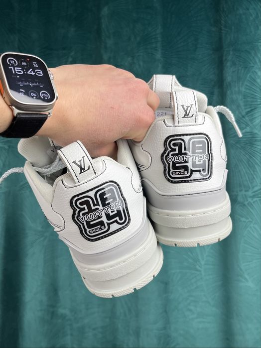 LV skates mărimea 45