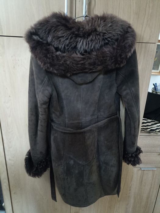 Cojoc de dama din blana naturala mărimea 46 foarte puțin folosit