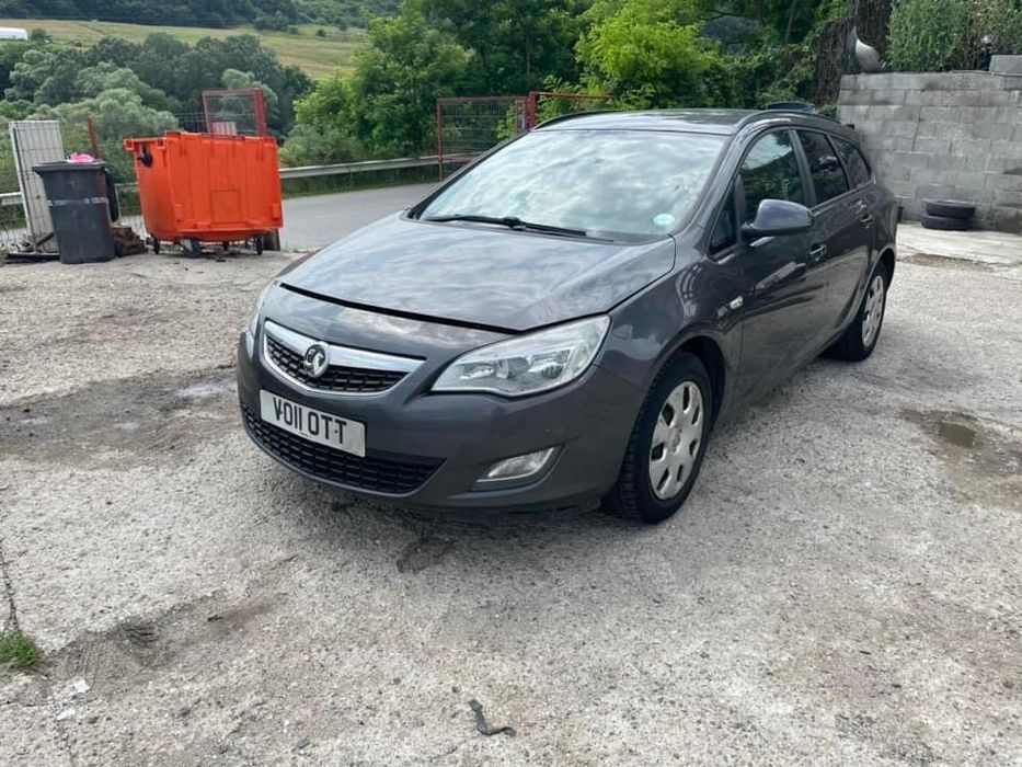 Senzor parcare opel astra j