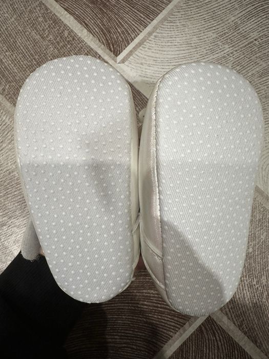 Бебешки пантофи / буйки