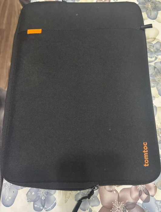 Продам ноутбук Macbook