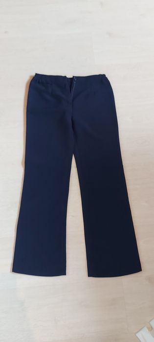 Школьная форма для девочки на первый класс