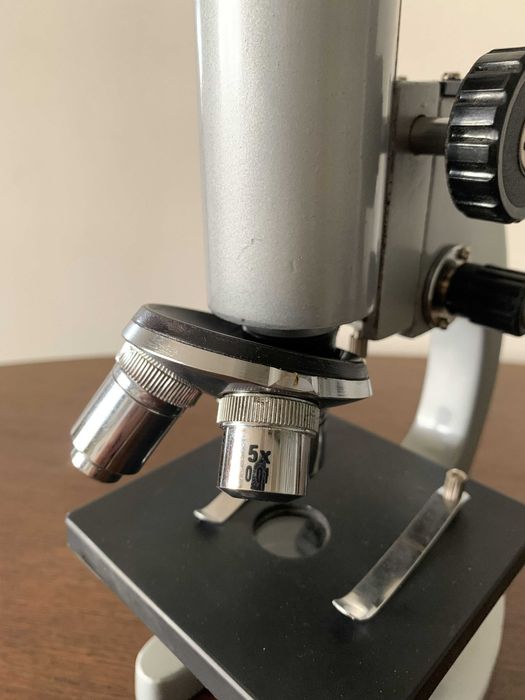 Microscop optic educațional – NOU, metalic