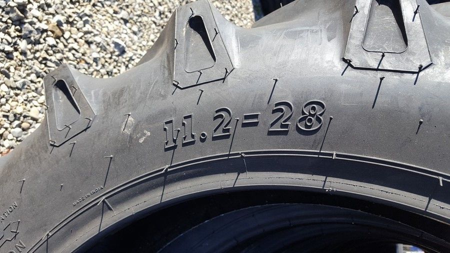 11.2-28 cauciucuri noi pentru tractoare u445 2 ani garantie 11.2/10-28