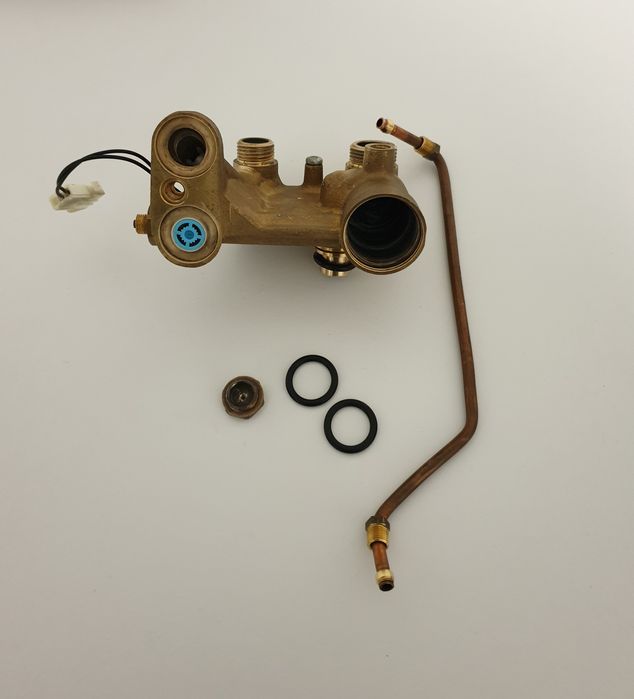 Grup Hidraulic Retur Centrală Junkers Euroline ZW23-1/ Bosch Zw24-2