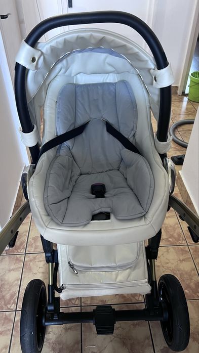 Carucior Junama Mirror satin