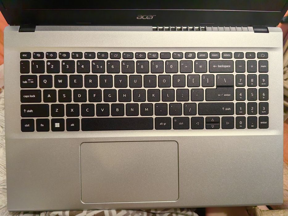 Laptop accer AG15-42P