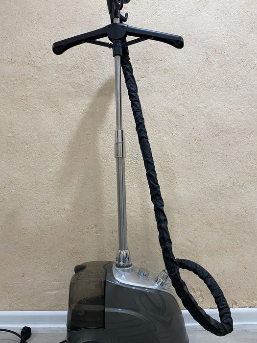 Продается паровой утюг