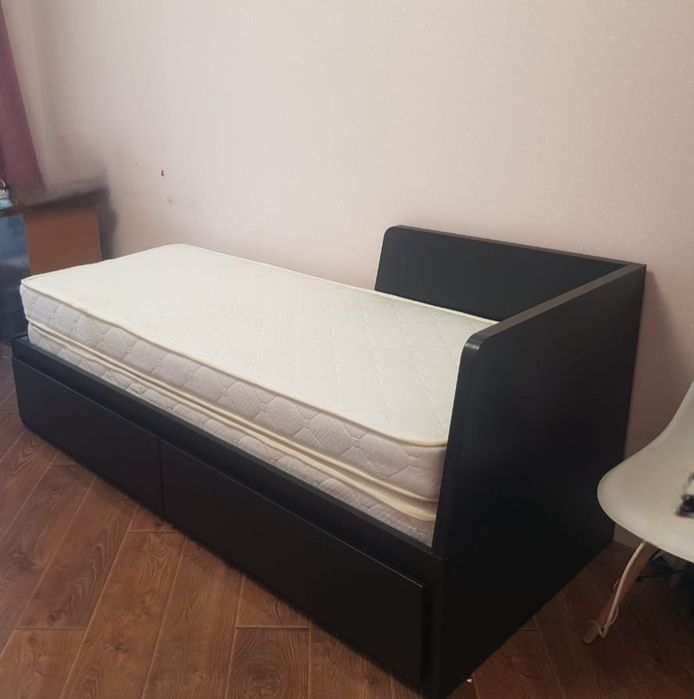 Кровать Икеа 2шт
