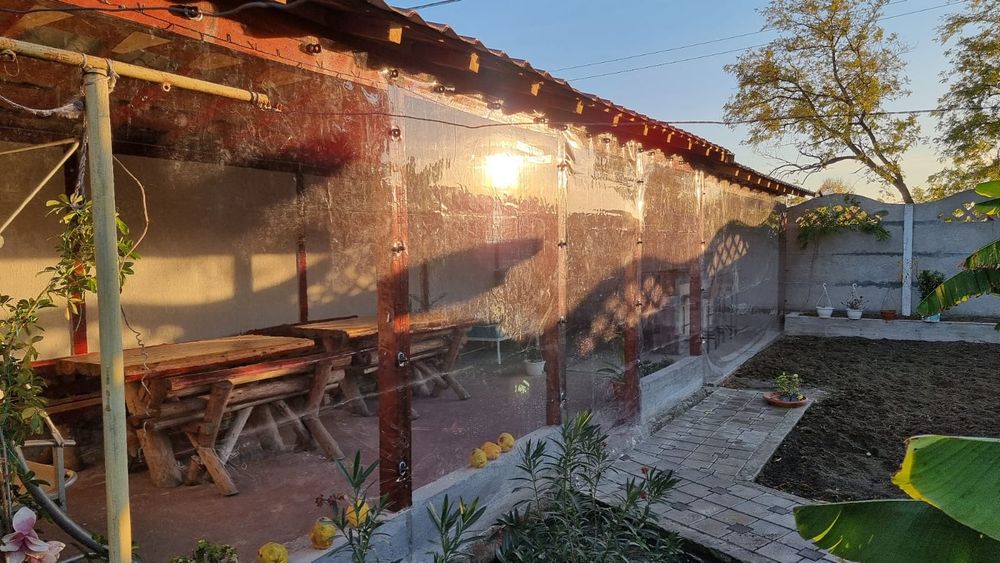 Folie transparenta CRISTAL. Reparatii folii foisor terasa