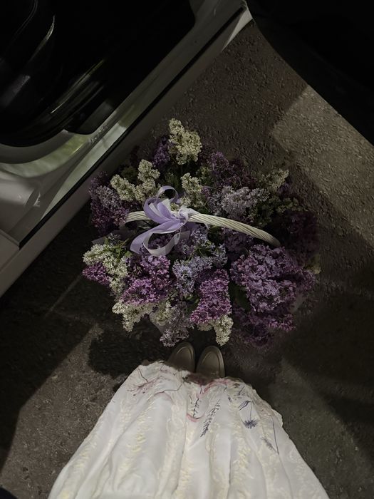 Продается корзина сирень