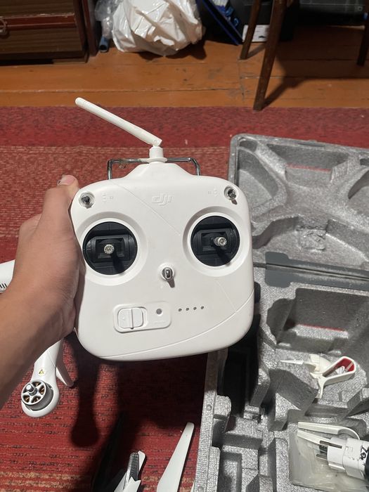 Дрон квадрокоптер DJI Phantom 3 Standard