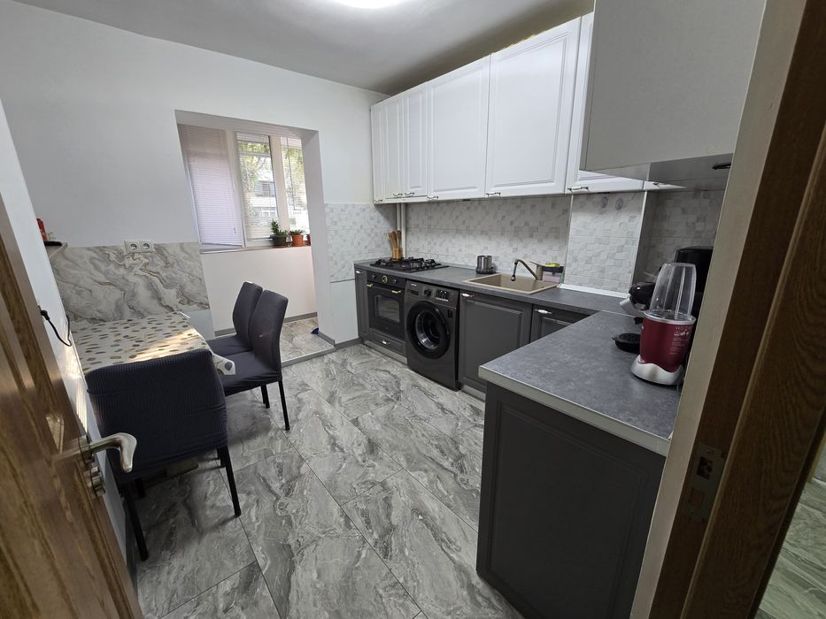 Apartament 3 camere, zona Nord, Ploiești — fotografia 3