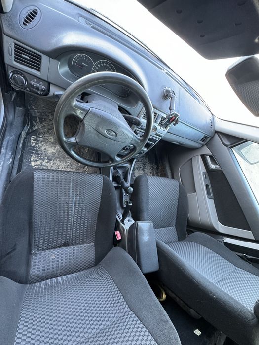 Продам запчасти ваз лада приора