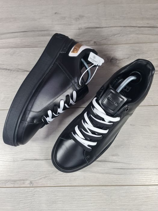 Sneakers-Balmain-Negru-Alb-43-Transport-Gratuit-Breloc-LV+Parfum-Cadou