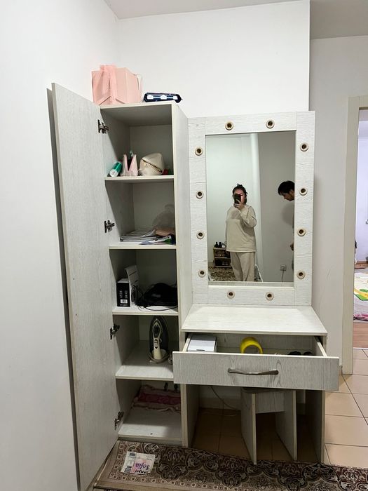 Спальный гарнитур