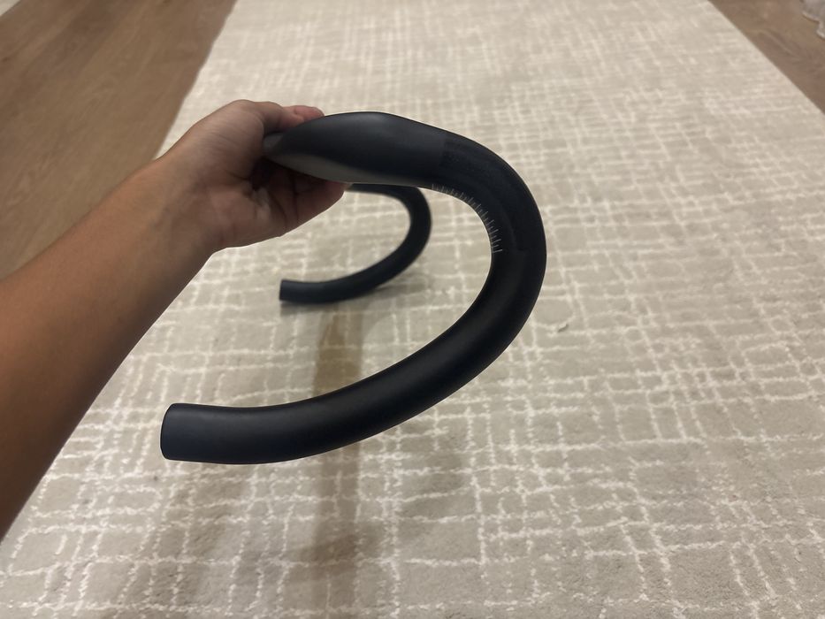 Руль карбон продаётся