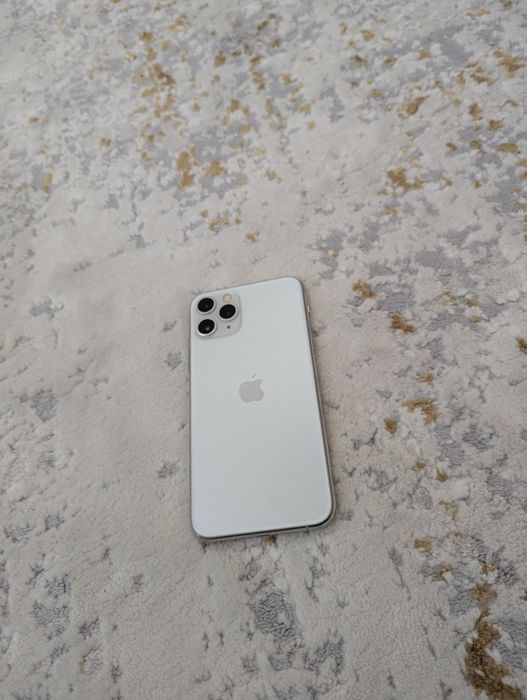 iPhone 11 Pro 256 GB Silver -Impecabil-