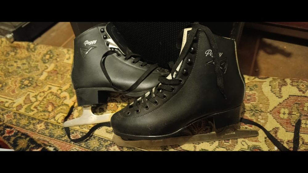 Продам коньки разных размеров