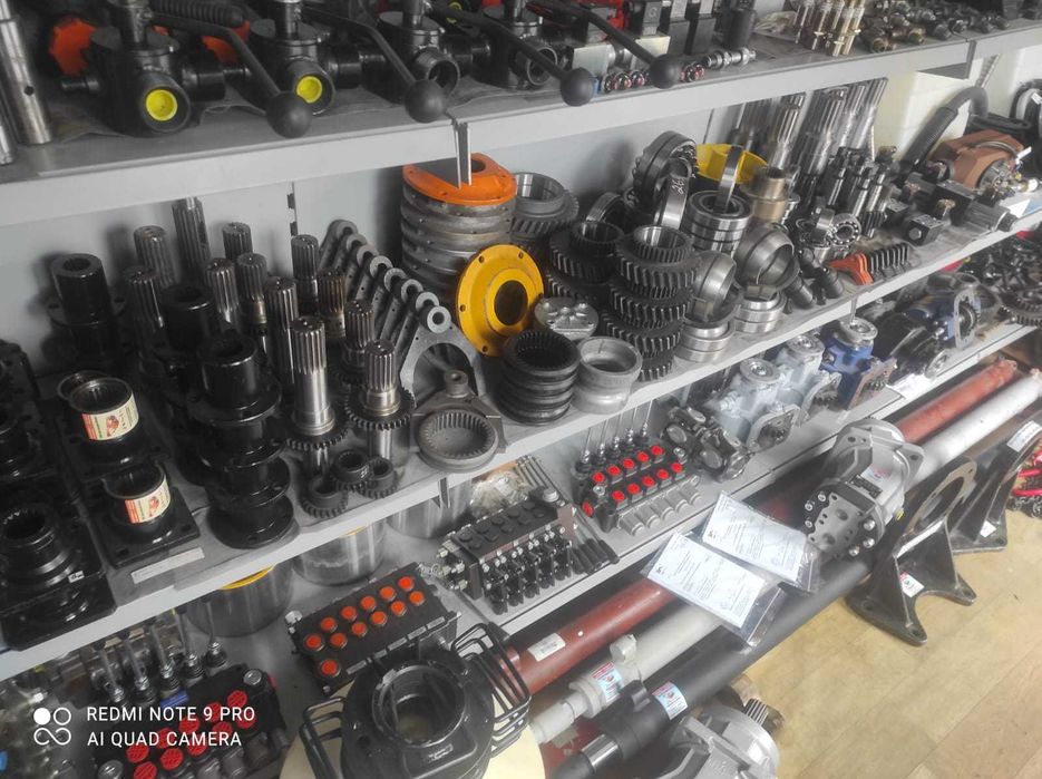 Гидрораспределитель опор 5Р80 на Автокран