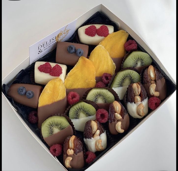 Клубника в шоколаде Атырау