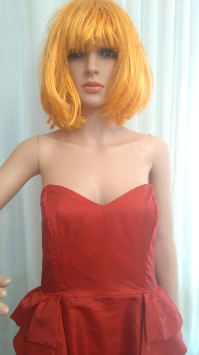 Rochie rosie fara maneci