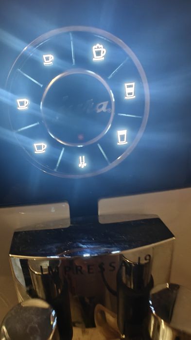 JURA impressa J9 нова