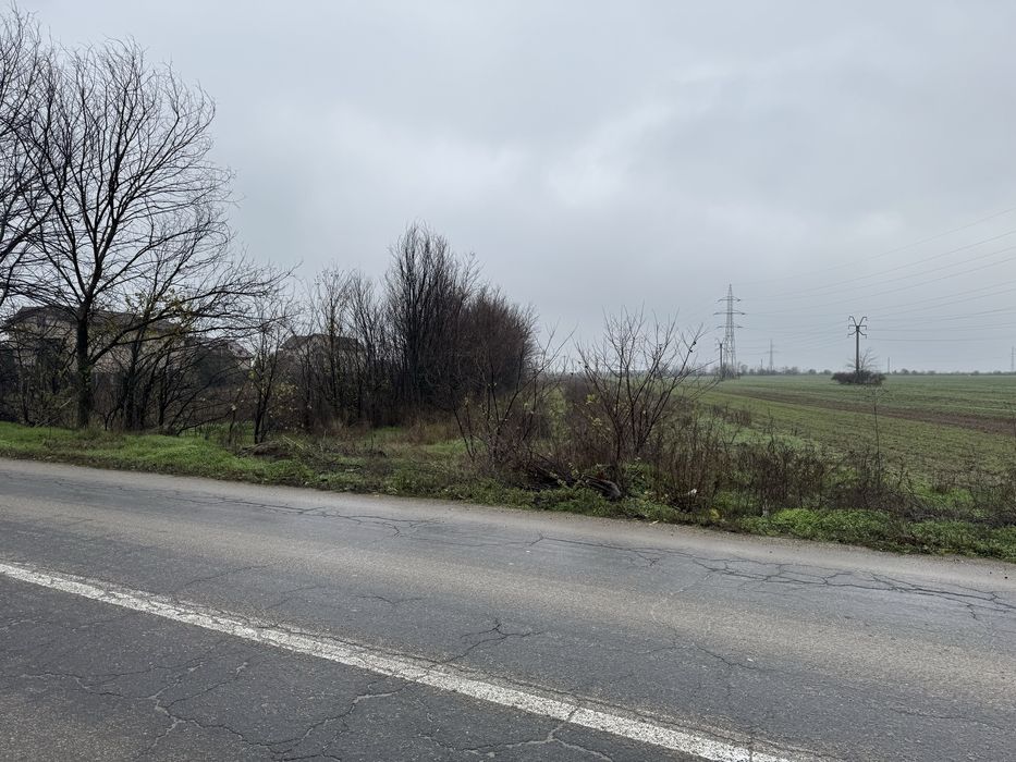 Teren 5000 mp Mihailesti