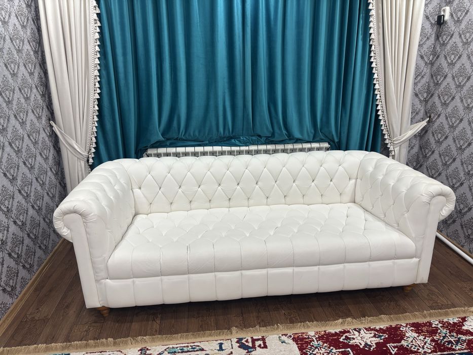 Продам кожанный диван!