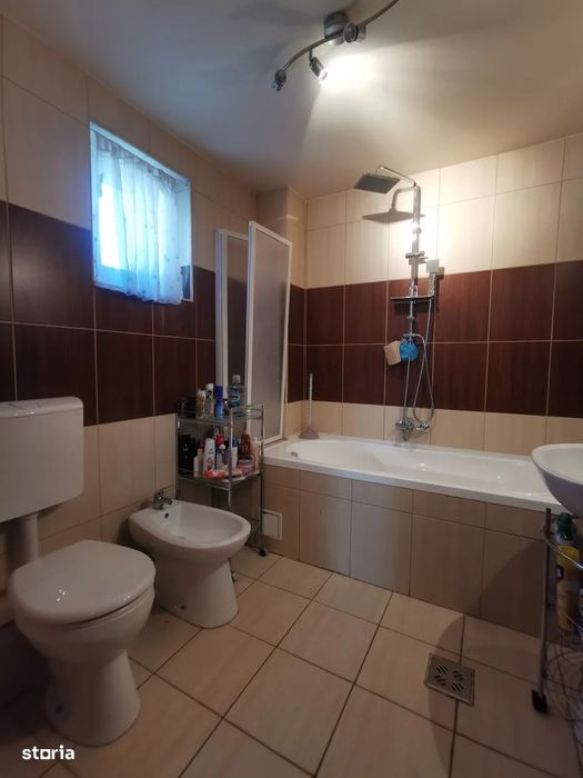 De vânzare apartament 3 camere statiunea Mamaia, zona Butoaie