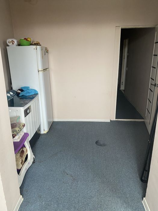 3 xonali uy sotiladi.