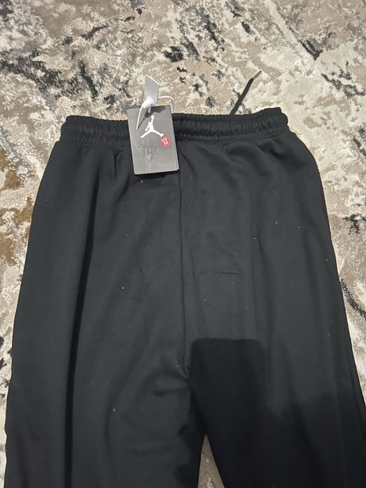 Vand pantaloni jordan noi