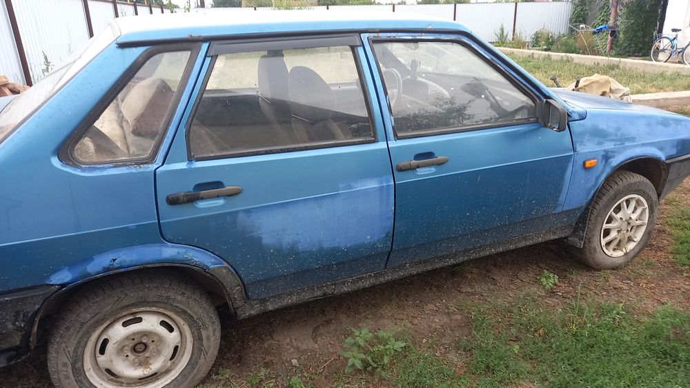 продам ладу 21099