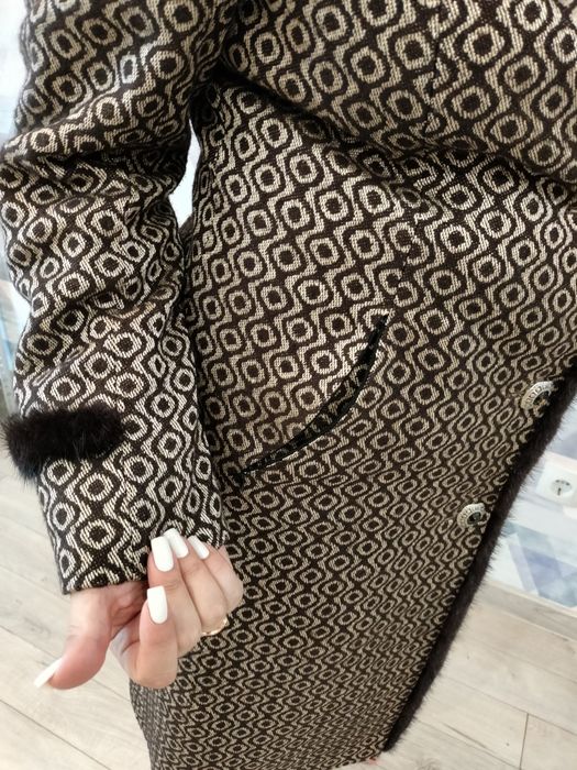 Пальто женское элегантное