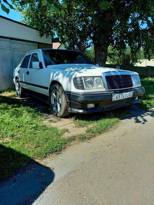 Продам Мерседес 124