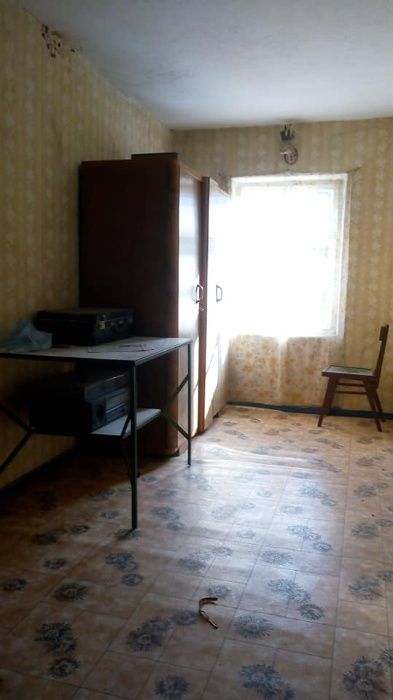 Триетажна къща в с. Забърдо