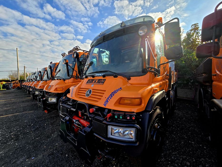 Unimog u500 u400 u300