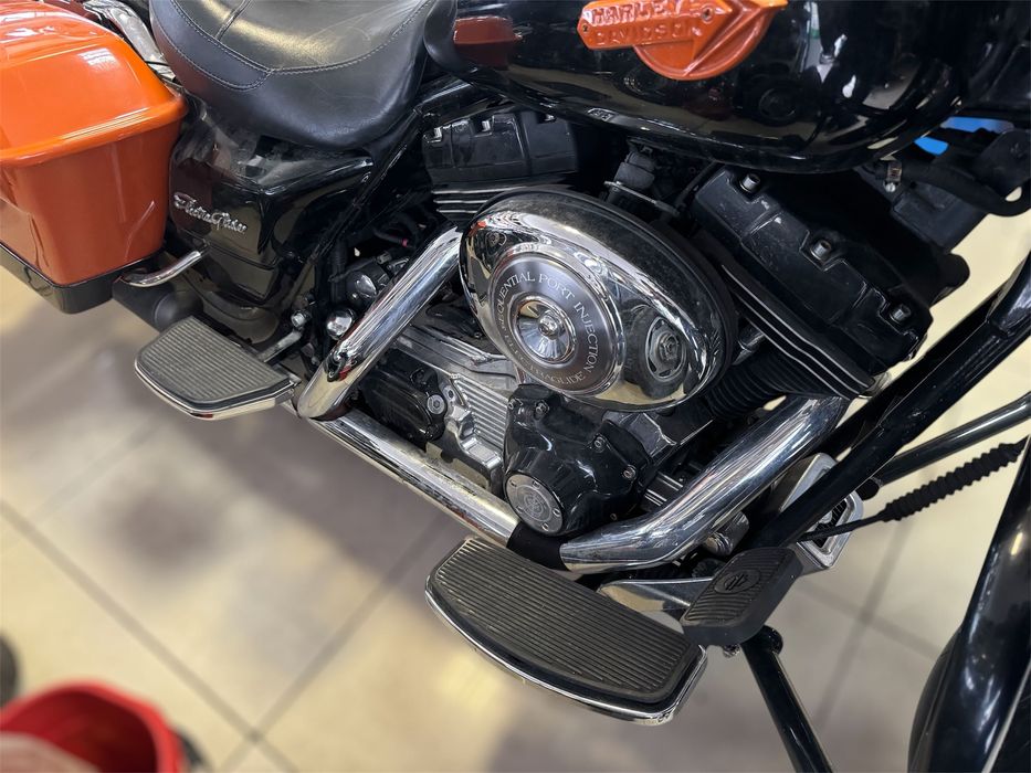 Harley Davidson Electra Glide 2006 на ЧАСТИ