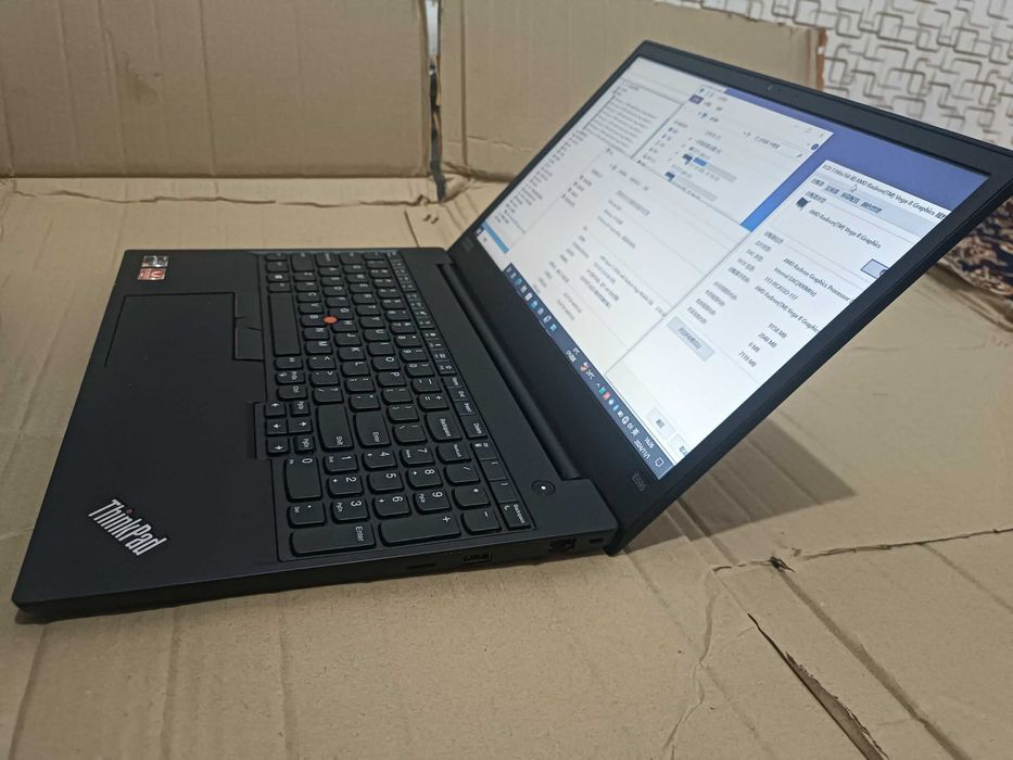 Noutbuk LENOVO ThinkPad