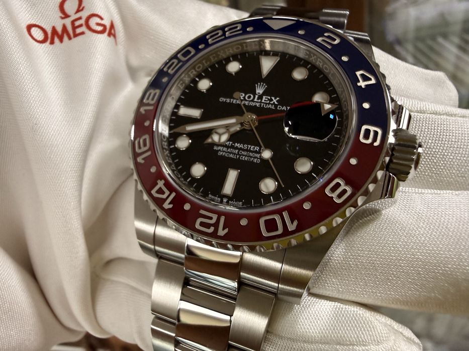 Ceas Rolex GMT master II 126710BLRO PEPSI. Full set 2019, ca nou. Niciodata polisat.