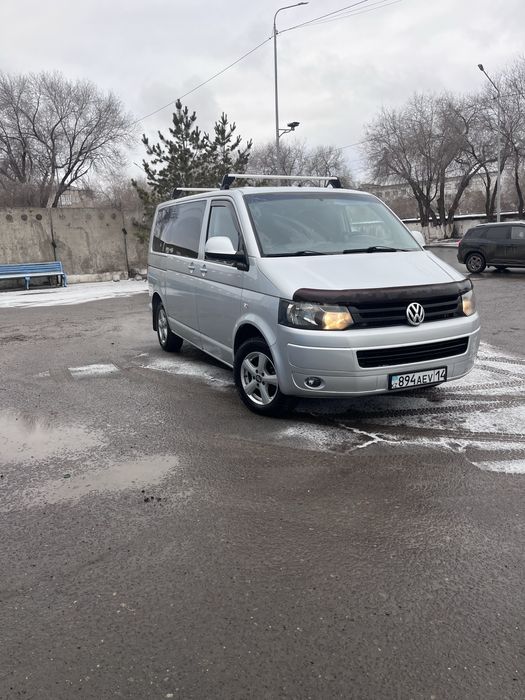 Volkswagen Caravela T5 rest