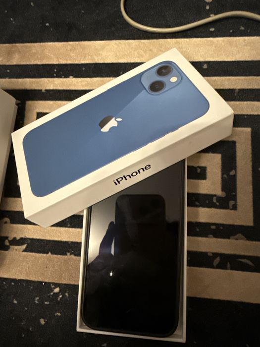 iPhone 13 в идеальном состоянии