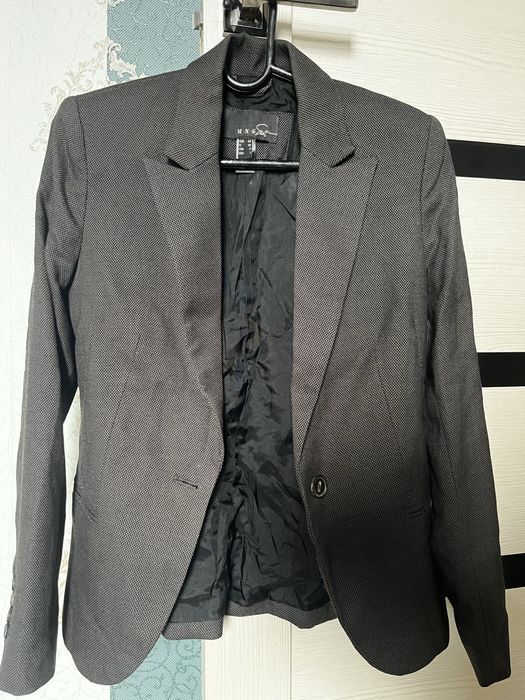 Женская  одежда.