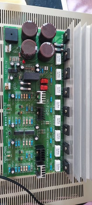 Плата усилителя мощности .