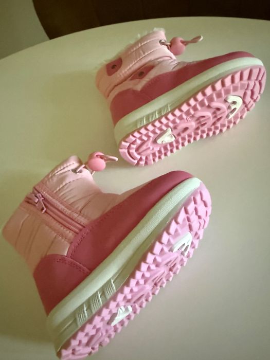 Ghete roz bebeluși cu blăniță mărimea 22 noi